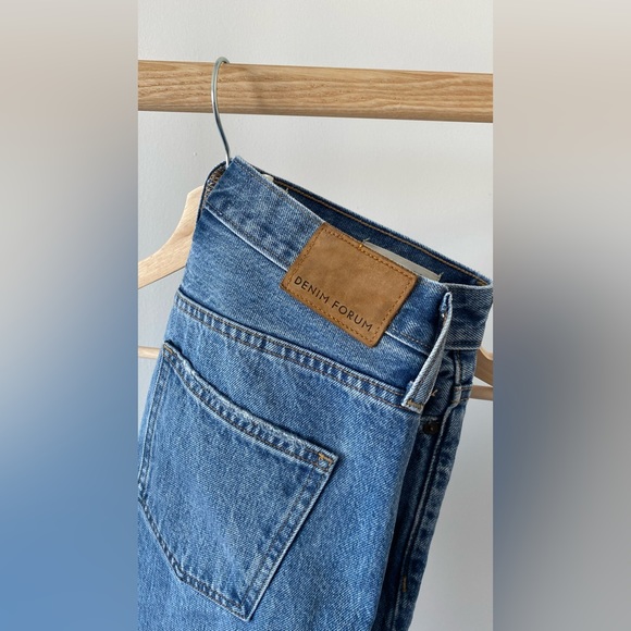 Aritzia Ex Boyfriend Jeans - Picture 5 of 6